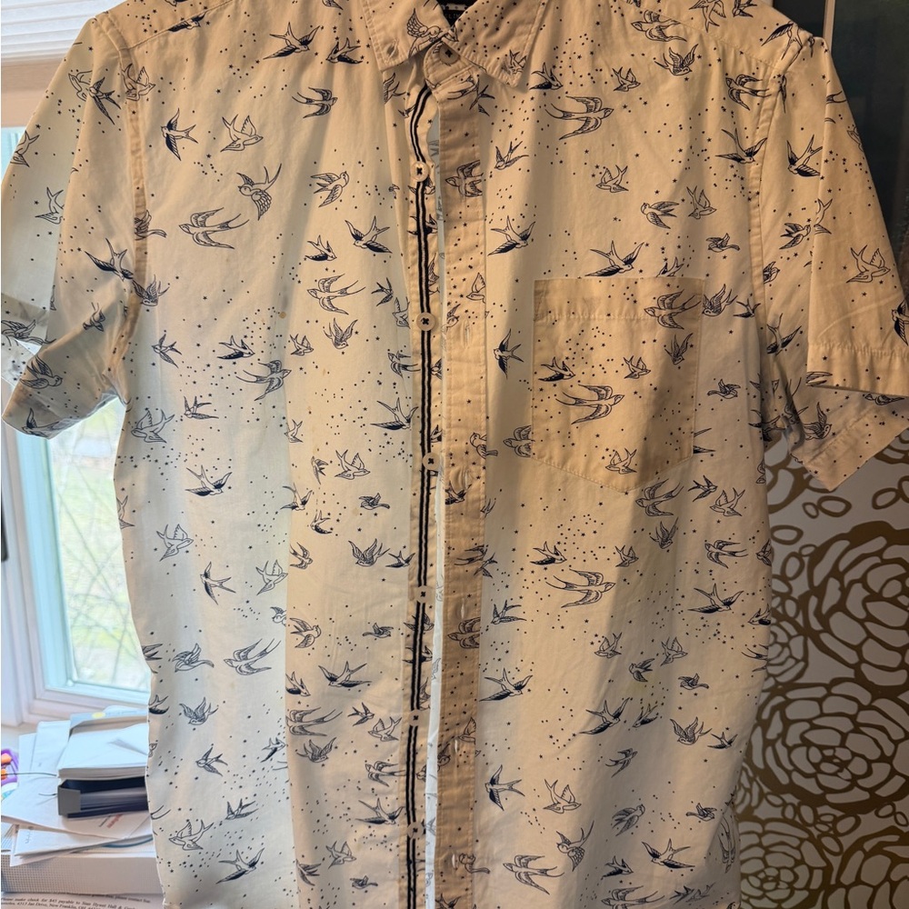 100% cotton men’s Light Beige Short Sleeve Button-Up with Blue Bird Print